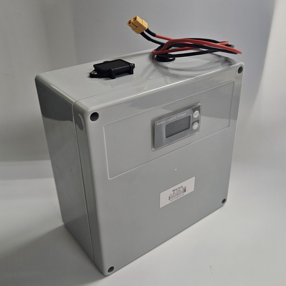 12.8V 24Ah LiFePO4 Battery pack 4S4P